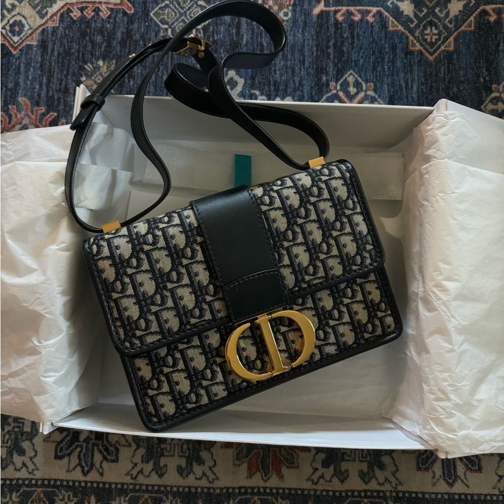 Christian Dior Montaigne 30